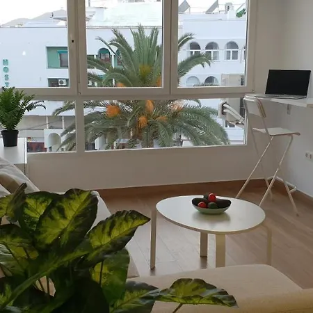 Апартаменты Studio Centro/playa Нерха